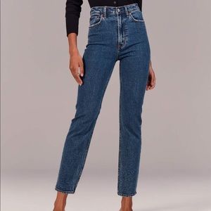 Abercrombie Ultra High Rise straight ankle jean